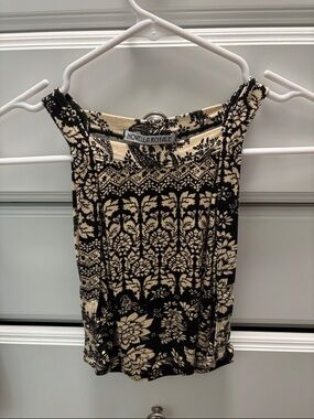 Novella Royale Black & Cream Damask Floral Tank Top